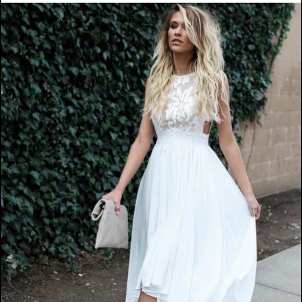 Angelic Maxi Dress